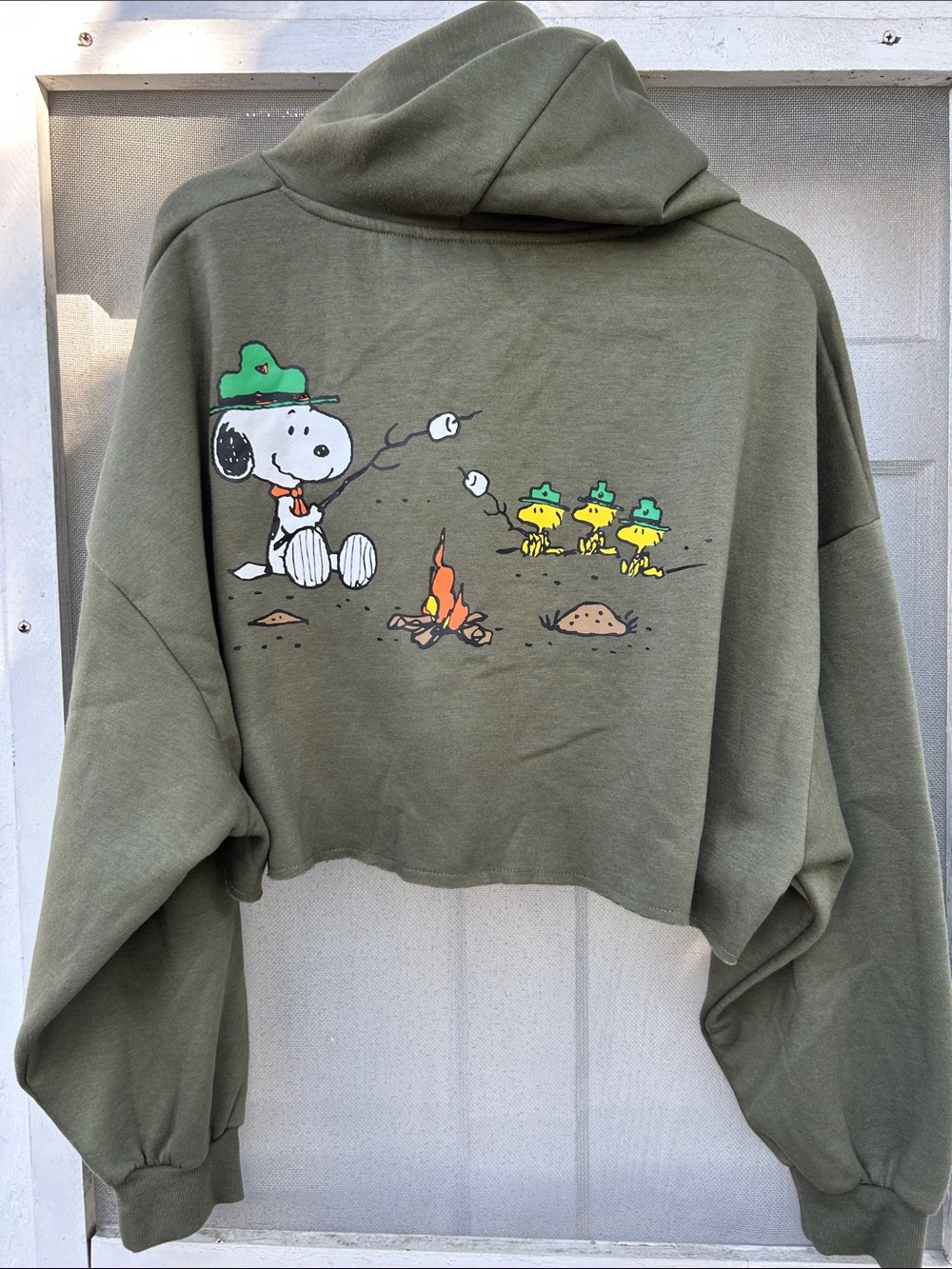 Olive Green Cropped Hoodie with Campfire Woodstock - Picture 8 of 8